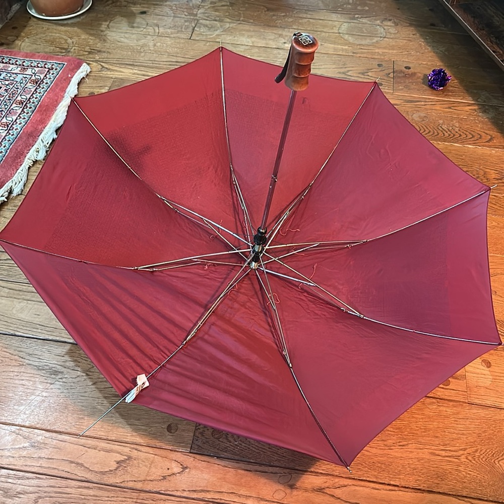 Elegant VINTAGE GIVENCHY  Burgundy Patterned Umbrella - Picture 12 of 16